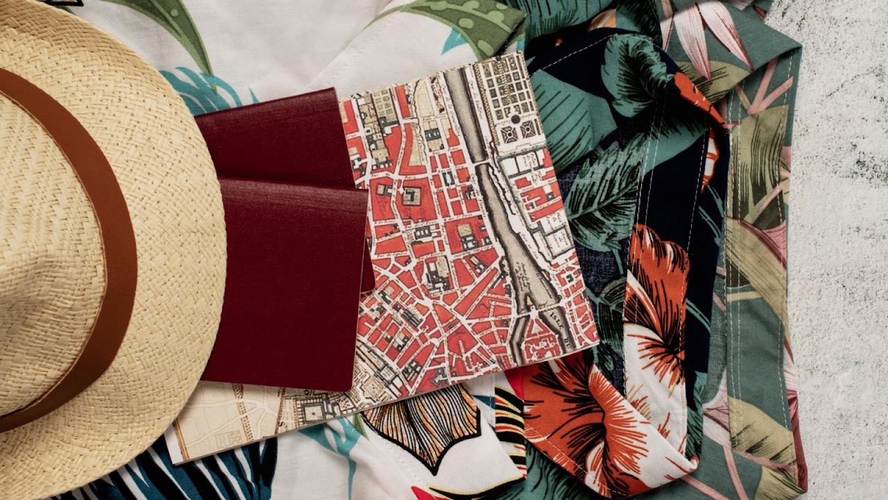 Tips For Mixing And Matching Patterns In Outfits