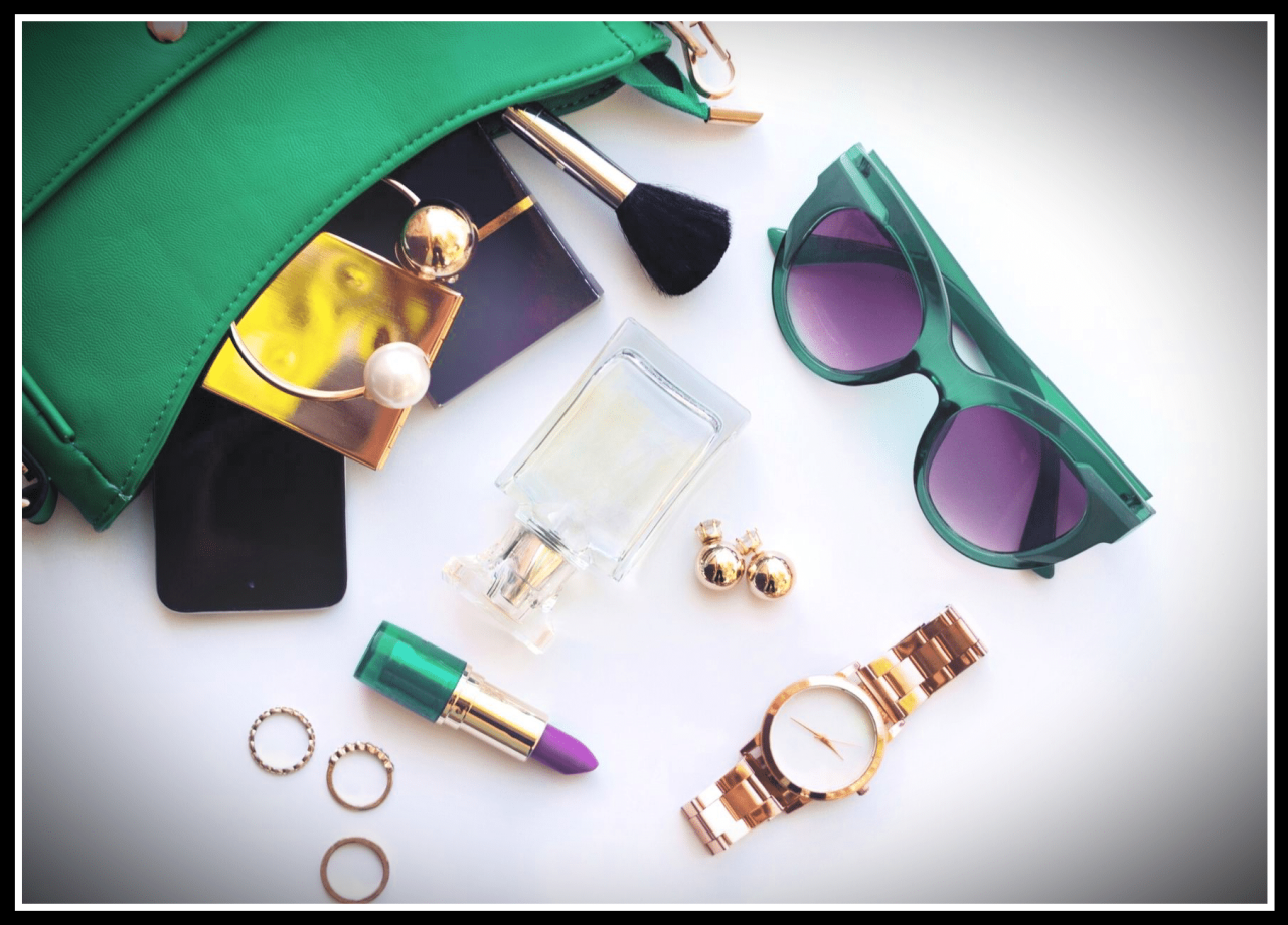 What Are Essential Accessories For Minimalist Outfits
